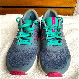 New Balance pink, teal and gray sneakers size 8.5
